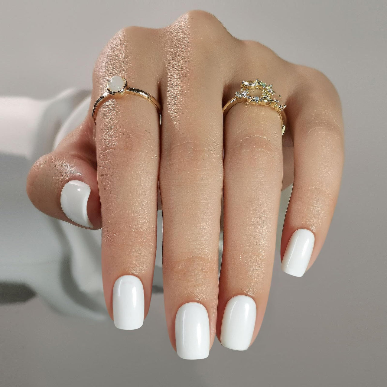 SHANGMENG White Press on Nails Short - Soft Gel Square Press on Nails for Women Gift, Fit Perfectly & Natural Stick on Nails with Glue in 16 Sizes - 32 Reusable Fake Nails, Classic White